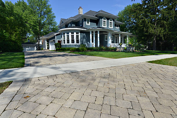 Best Professional Driveway Pavers  in Devens, MA